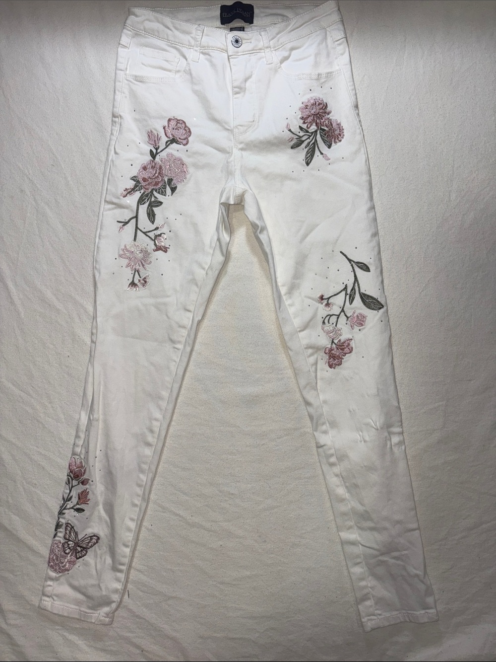 Frank Lyman Design Floral & Rhinestone Embroidered White Skinny Jeans - Size 6